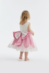 Vestido infantil, vestido de cerimônia, vestido rosa escuro, moda infantil, vestido elegante para meninas, vestido de aniversário, vestido para comunhão, vestido para casamento infantil, vestido com renda, vestido de tule, moda infantil Portugal