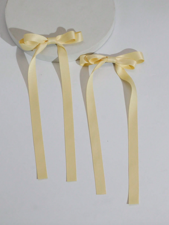 ganchos de cabelo para meninas, laços de cetim, ganchos amarelos pastel, acessórios de cabelo infantis, ganchos elegantes, laços para festas, moda infantil