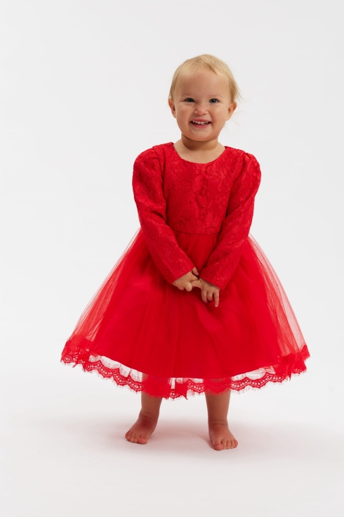 Vestido de menina Kayra vermelho em renda e tule vista frontal