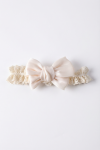 conjunto bebé luxo, meias antiderrapantes bebé, faixa cabelo bebé renda, acessórios batizado menina, moda infantil portugal, presente recém-nascido