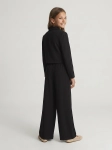 conjunto Emi preto vista lateral, silhueta elegante menina, traje casamento