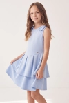 Vestido de cerimónia Harper azul-claro – saia de duas camadas com pregas, vista a três quartos