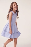 Vestido de cerimónia Harper azul-claro em movimento – saia de duas camadas, vista de lado