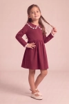 Vestido de cerimónia Estera bordô para menina, com gola de renda e manga comprida – vista de frente, silhueta completa