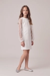 Vestido de cerimónia Vivienne branco de manga comprida em tule – silhueta completa, vista a três quartos